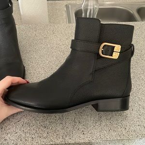 Tory Burch Leather Short Boots (Like New)